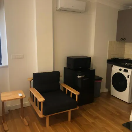 Apartment Safest Area In 3 *