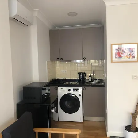 Apartment Safest Area In 3 *